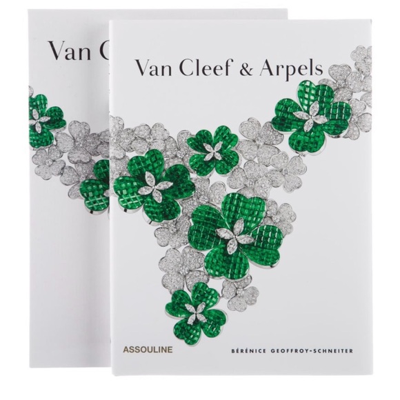 Van Cleef & Arpels Green and Silver the legend of van cleef & Arpels
